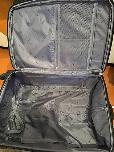 Böyük ölçülü 4 təkərli tekstil çamadan - Rəng: qara - Material