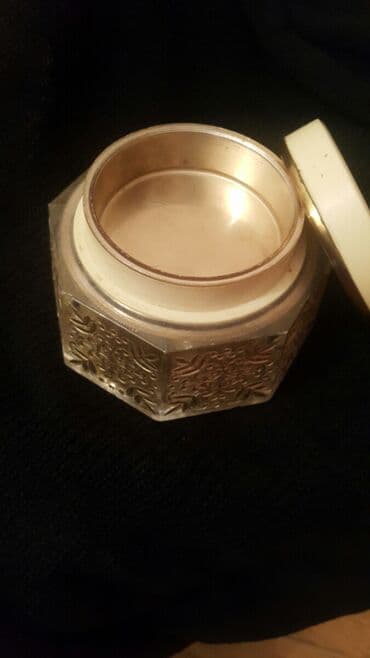 qizil onluq: Qedimi musiqili sandigca. Старинная музыкальная шкатулка. Melodiya — 4