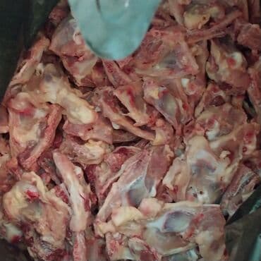 Şampunlar: It yemi. Toyuqun Qabirga ve Bud sumuyu, Toyuq farji. Toyuq qanad — 1