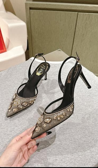 Tuflilər, Ölçü: 38.5, rəng - Qara, Yeni