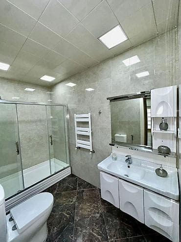Mənzillər: İcarəyə verilir 3 otaqlı yeni tikili 125 m², Nəsimi r. Kateqoriya — 10