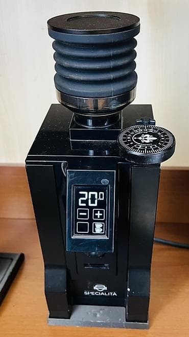 Qəhvə maşını Nuova simonelli, Yarımavtomat, Su qabı ilə, İşlənmiş — 8