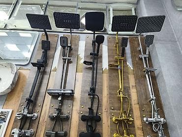 keramik tavalar: Duş sistemləri – müxtəlif model və üslublar - Üst yağmur duşu və əl — 1