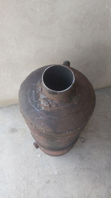 demir kalonka: Metaldan hazırlanmış odun/komur sobası - Silindrik gövdə, qalın — 2