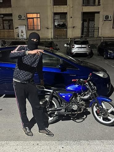 245 40 19: M50-110cc Bez problem yüngül kasmetik işleri var şekilde göründüyü — 4