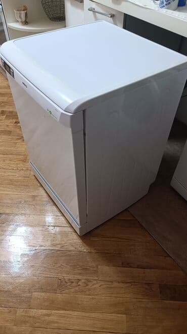 maşın üçün tozsovuran: Посудомойка Beko, Полногабаритная (60 см), Отдельностоящая, Б/у — 5