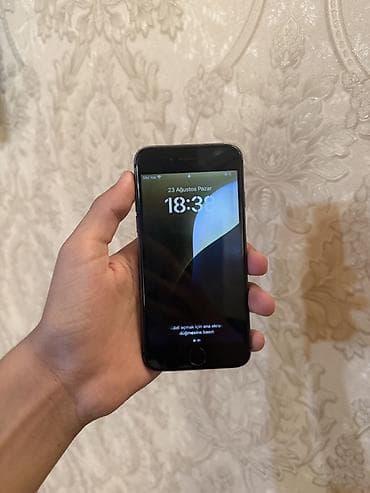 sim limitsiz internet: IPhone 8, Qara, Simsiz şarj — 1