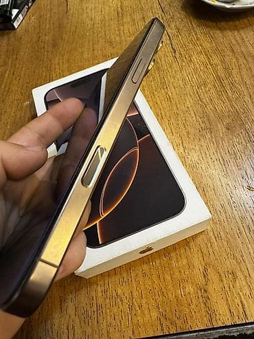 honur 90: IPhone 16 Pro Max, 256 GB, Desert Titanium, Face ID — 3