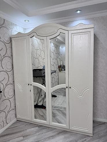 белая мебель в стиле прованс: Двуспальная кровать, Б/у — 1