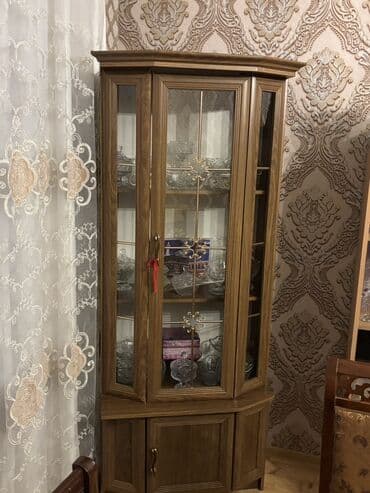 kicik şkaf: Servant, Kredit yoxdur — 1