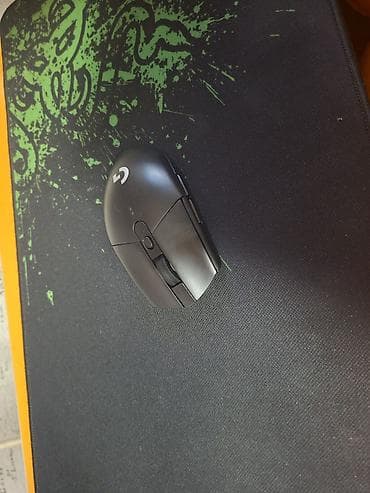 Logitech G304 simsiz oyun siçanı - Dizayn: Sağ və sol düymələr, təkər