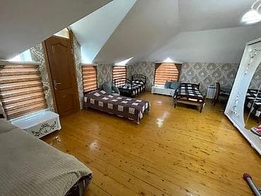 Geniş mansard tipli yataq otağı icarəyə verilir. Xüsusiyyətlər: - — 2