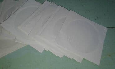 hande erçel piercing: CD disklər üçün kağız və plastik qablar satılır. Plastik qabın biri 1 — 6