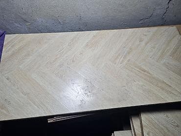 Parket Laminat, kvadrati 45 azn den alinib. 10 azn den satilir. yaxsi