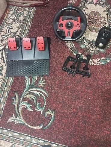 Oyun sükan dəsti – sükan, 3 pedallı blok və mexaniki sürət qutusu -