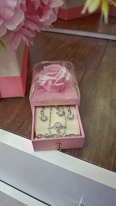 Dəstə daxildir: Üzük, Gümüş, 925 Əyar