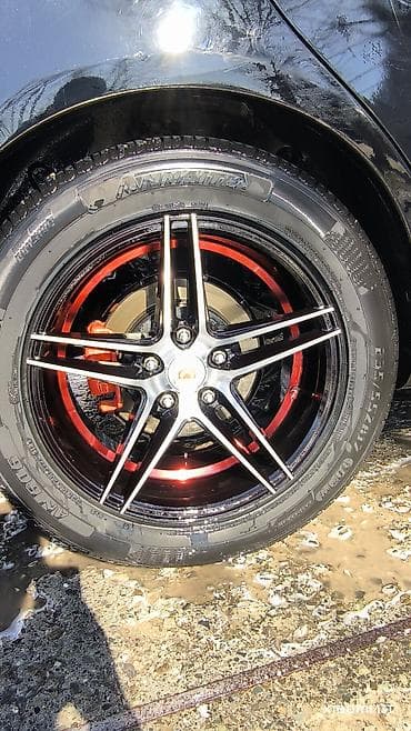 afdamabilər: Disk təkər Vossen 235 / 55 / R 17, 5 Boltlu — 2