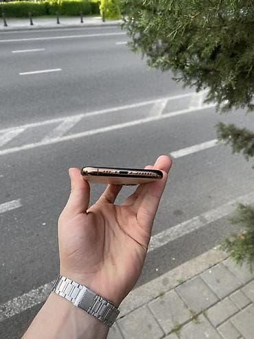 iphone 6 es: IPhone 11 Pro, 256 GB, Matte Gold — 5