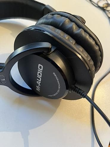 audio mikser: M-Audio simli qulaqlıq - Over-ear, qapalı tip konstruksiya – səs — 2