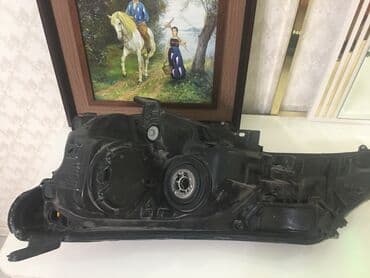 f10 fara: Sol, Yaxın və uzaq vuran işıqlar Toyota, Orijinal — 3