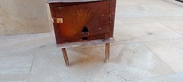 qapi: Metall soba (odunla işləyən) - Material: qalın metaldan hazırlanmış — 1