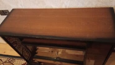 Kabrolar: İşlənmiş, Kitab rəfi, Düz, Almaniya — 2