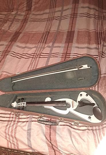 Fleytalar: Elektrik skripka – modern açıq gövdə dizaynı, ağ rəng. Dəst tərkibi: - — 1