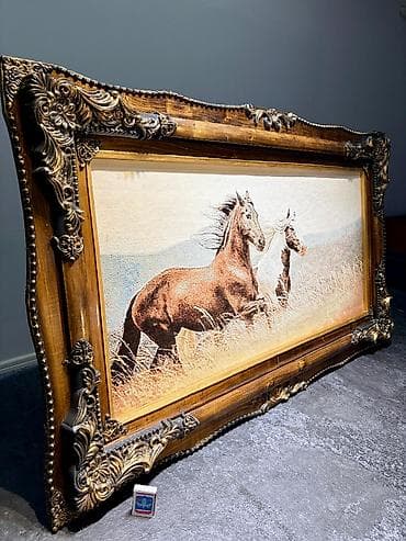 İdman və hobbi: Dəbdəbəli çərçivədə xalça tablo "Qaçan Atlar" (120x70 sm) Qiymət: 180 — 6