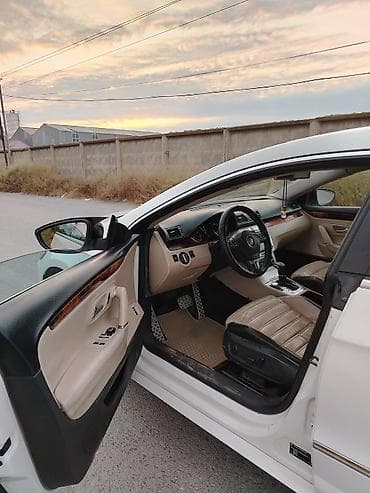 mercedes e class: Volkswagen Passat CC: 2 l | 2009 il Sedan — 7