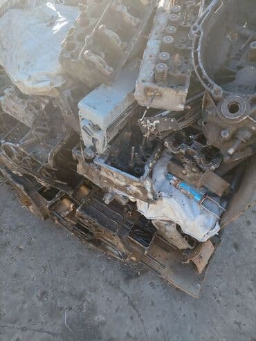 qum adası qəsəbəsi: Müxtəlif növ təkrar emal materiallarını qəbul edir. Buraya enerji — 10