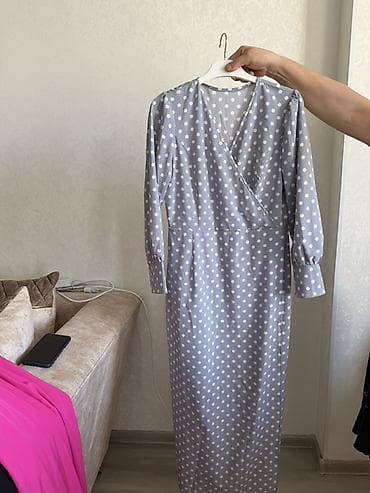 efe model 750: Qadın paltarları dəsti 1) Qara uzun paltar - Uzun, axıcı siluet - — 2