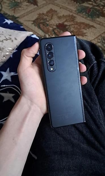smsung: Samsung Galaxy Z Fold 3, 256 GB, rəng - Qara, Barmaq izi — 3