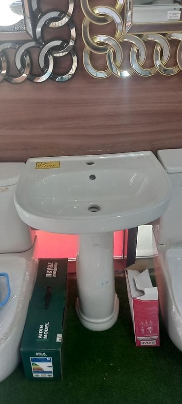 sure su: Ayaqüstü (pedestal) lavaboya aid dəst - Material: yüksək keyfiyyətli — 1