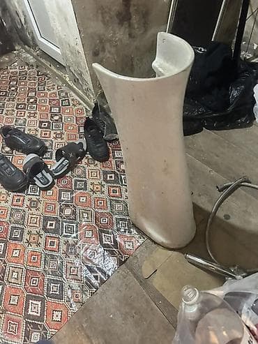 tulpan gul: Keramika (porcelan) lavabo pedestalı - Material: keramik/porcelan - — 2