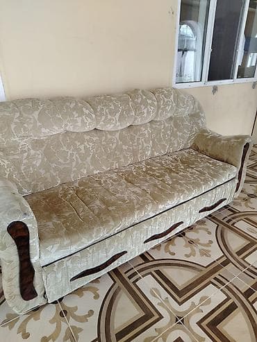 yataq dəsi: İşlənmiş, Klassik divan, 2 kreslo, Kreslo, Divan, Bazasız, Açılan — 1