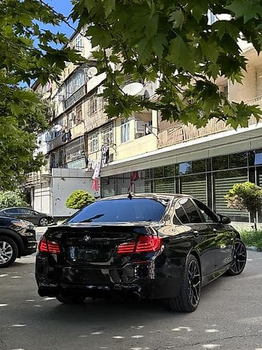 suru: BMW 528: 2 l | 2013 il Hetçbek — 3