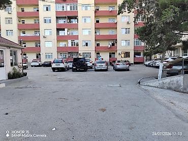 demir qaraj: 9 mk qelb klinkasinin yan Halal mtk. Qaraj satilir. 33 kvadrat. Sənədi — 1