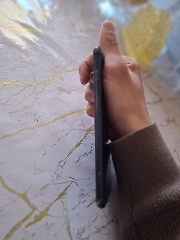 ayfon s: IPhone 7 Plus, 32 GB, Qara, Barmaq izi — 2