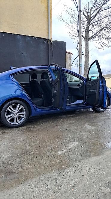 vaz salon: Hyundai Elantra: 2 l | 2016 il Sedan — 10