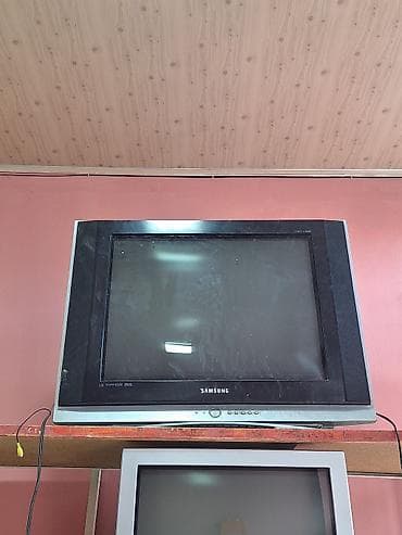 Видеоигры и приставки: Телевизор Samsung LCD HD (1366x768) — 1