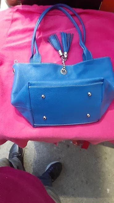 Mavi qadın əl/çiyin çantası Təmiz təbi dəri 2üzü ilə istifade etmek