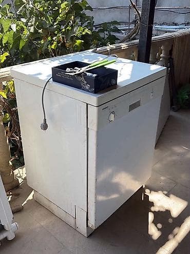 bosch elektrik mallari: Qabyuyan maşın Siemens, Tam qabaritli (60 sm.), Ayrıca dayanan, İşlənmiş — 1