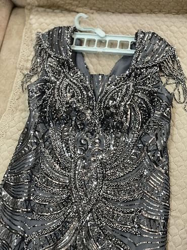 midi donlar: Yenidi 1 defe toya geyinilib 300 azn alinib Razmer 48 Qiymet 200 azn — 6