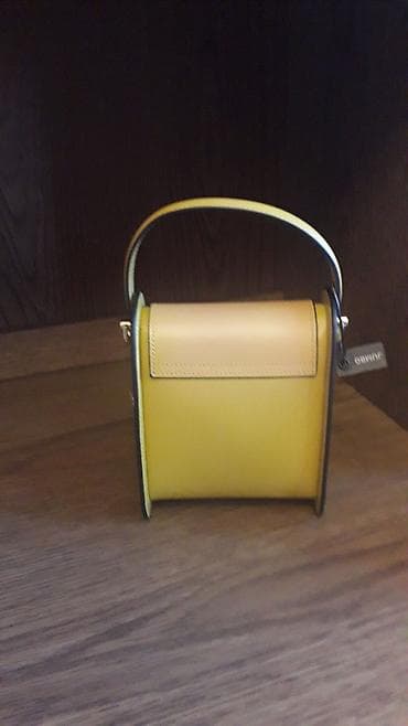 mini çanta: Mini çanta – sarı/krem rəng keçidli, sərt formalı - Material: hamar — 2