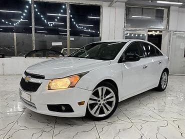Chevrolet Cruze: 1.4 l | 2012 il 305000 km Sedan
