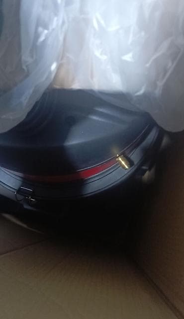 Çəkiclər, kuvaldalar: Məhsul: Sənaye tipli islak və quru tozsoran Təsvir: - Geniş tutumlu — 2