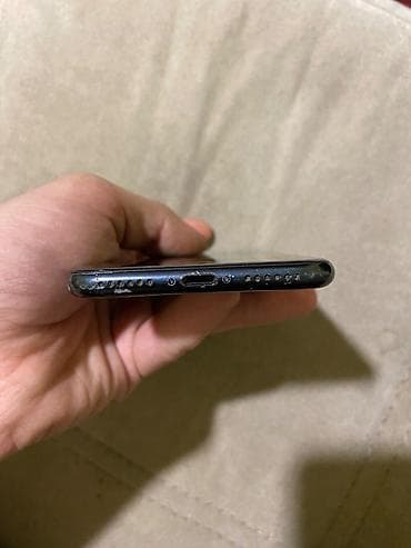 a03 ikinci el: IPhone 7, 32 GB, Qara, Barmaq izi — 2