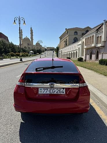 Avtomobil satışı: HONDA INSAET SATILIR TAKSIYE BURAXILIS KARTI VAR 2028 ci il YANVARIN 1 — 5