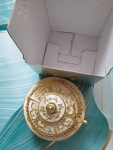 qedimi sufre: Qızılı naxışlı qənd qabı dəsti - Tərkib: qapaqlı qab, uyğun qaşıq - — 2