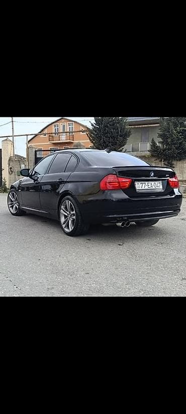 BMW 3 series: 2 l | 2010 il Sedan — 5